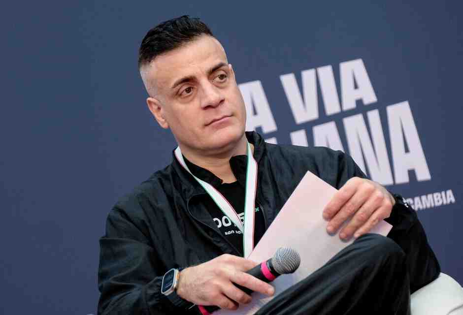 Variabile Cicalone. Lo youtuber che ambisce al Campidoglio e impensierisce la destra