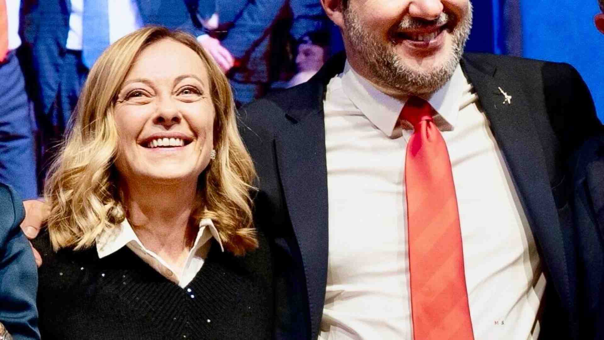 Salvini, luci e ombre per Meloni: Santanchè torna in bilico, ma niente scontro con il Colle