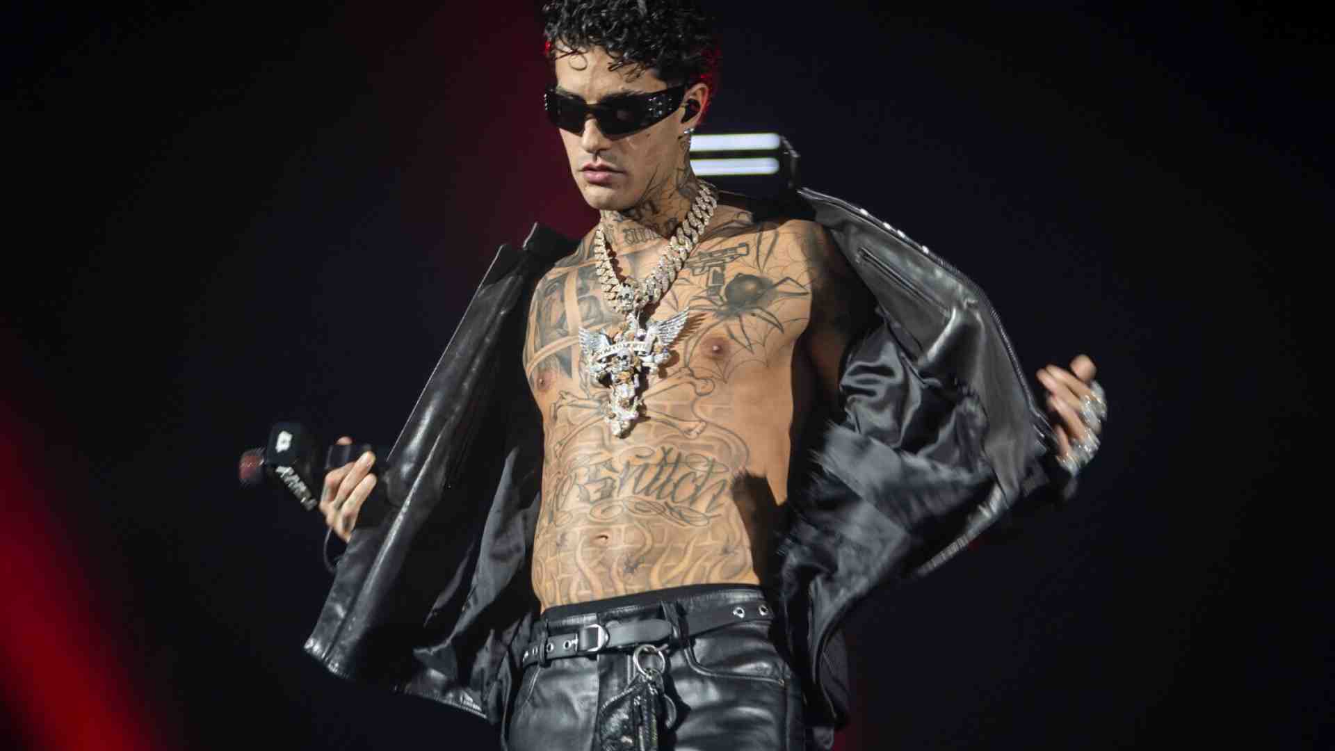 Il diavolo veste Tony. Il trapper romano e il caso del concerto di Capodanno