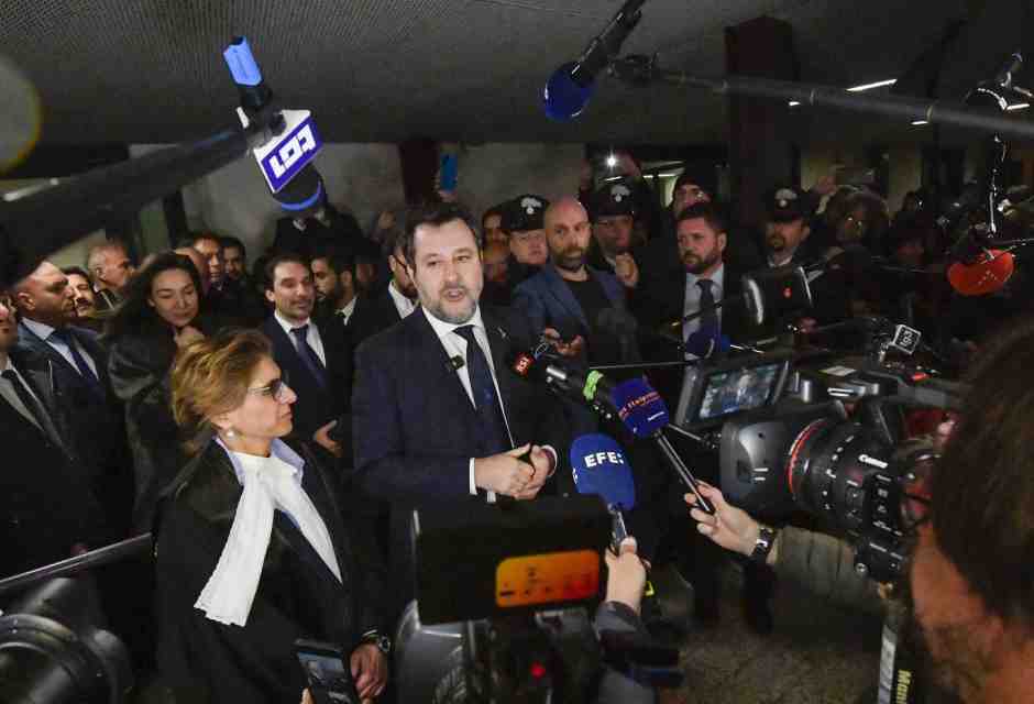 Salvini è assolto, il salvinismo no. Il processo che conta, sul trucismo, è quello politico