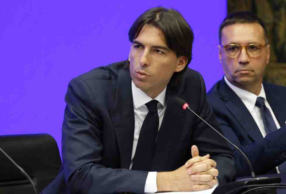 Non solo Tony Effe. Anche Onorato non piace al Pd. L’assessore ha provato a tenere il trapper fino all’ultimo