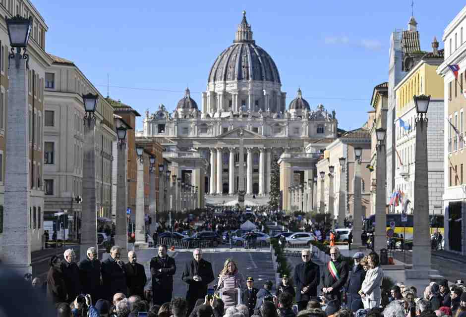 Oggi inizia il Giubileo. Intanto il “miracolo civile” è Piazza Pia
