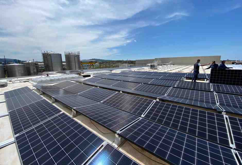 Perché il mix energetico più sicuro ed economico è metà nucleare e metà eolico/solare