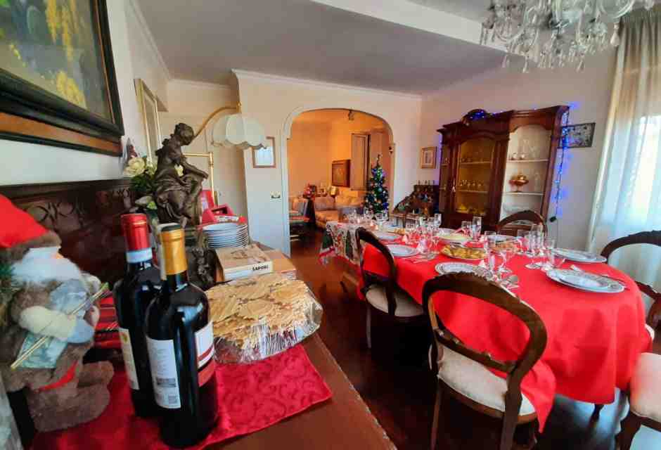 Istruzioni pratiche per non ingrassare troppo a Natale