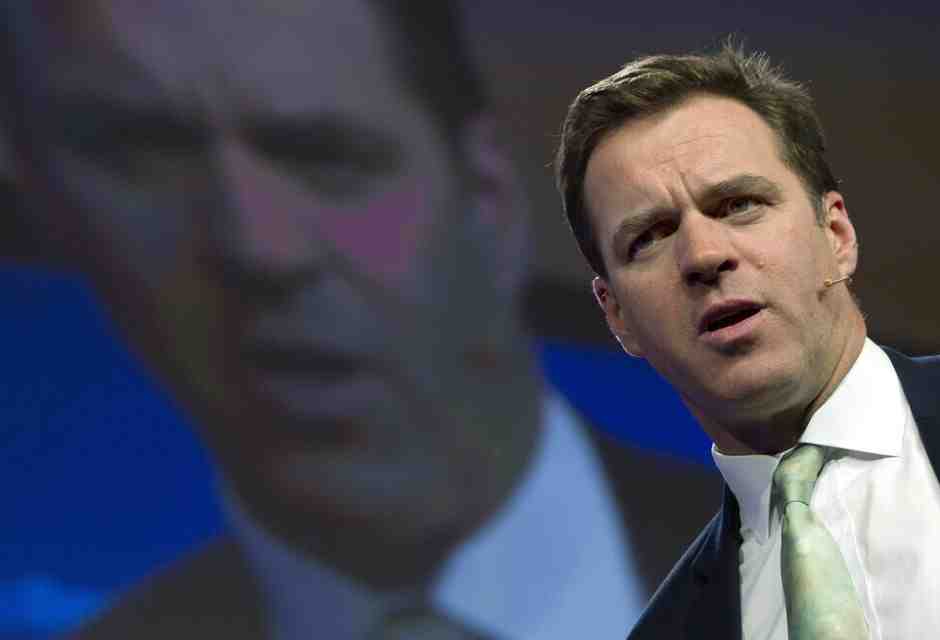 "Atei decaduti". La conversione di Niall Ferguson e di altri intellettuali