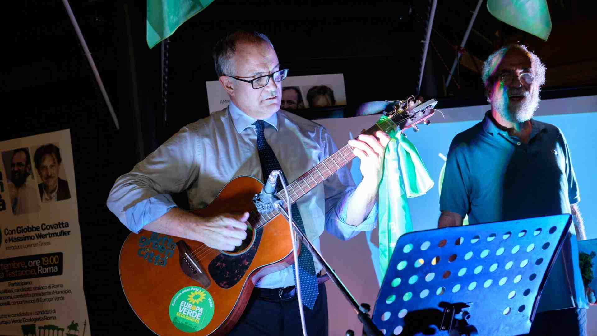 Il concertone di Capodanno a Roma diventa una sagra. Il Campidoglio sconta l'effetto Tony Effe