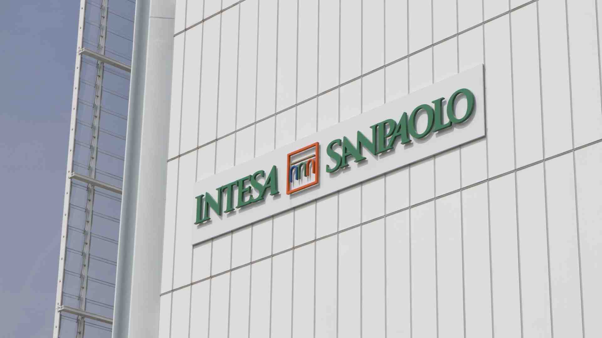 Non agendine ma opere di bene. La buona idea di Intesa Sanpaolo
