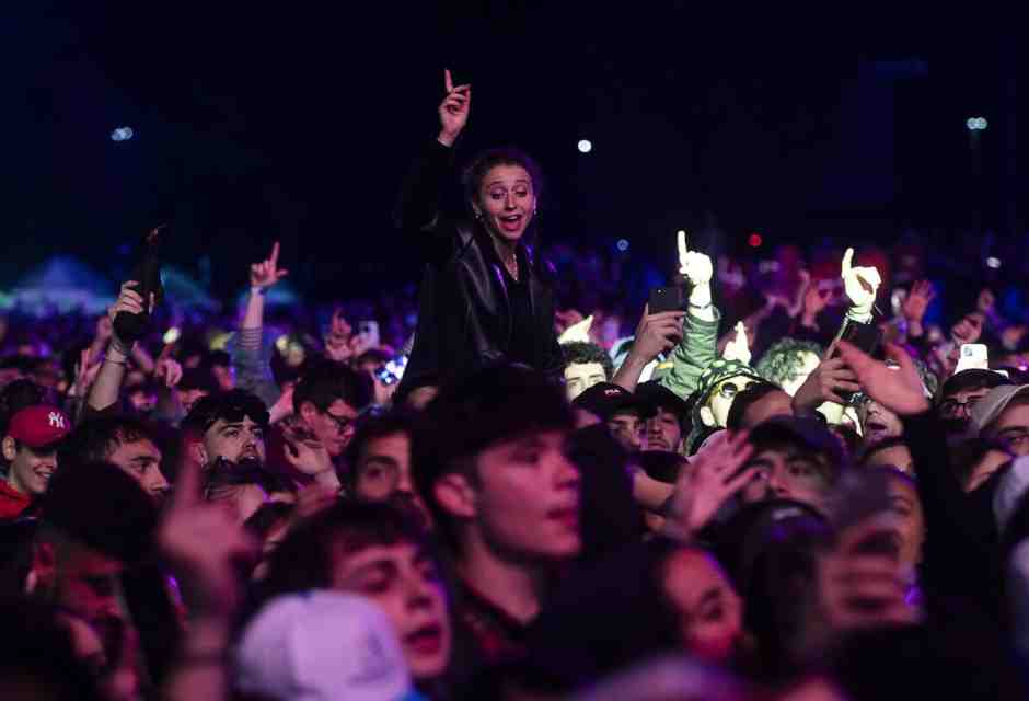 Il concertone spacca la giunta. A organizzarlo adesso è la sinistra del Pd