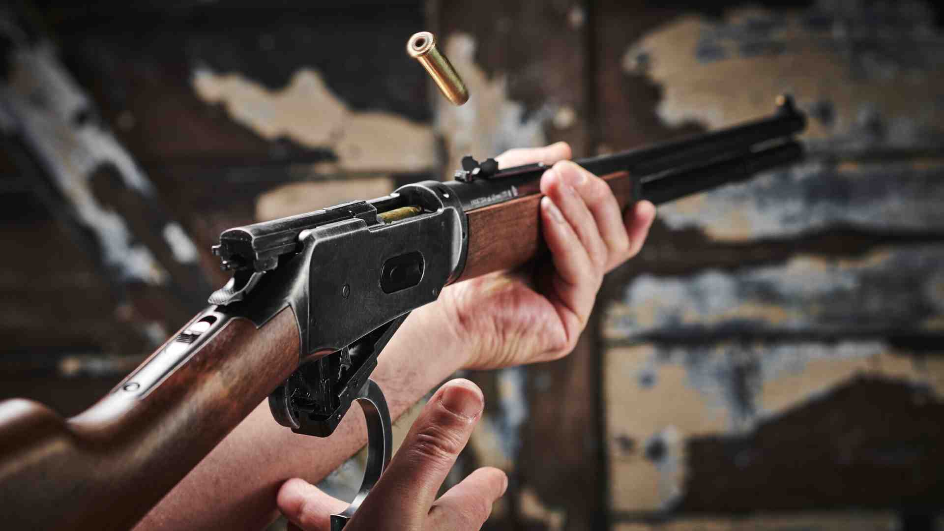 Un’America bagnata di sangue, da sempre, e nutrita di ipocrisia e rancore