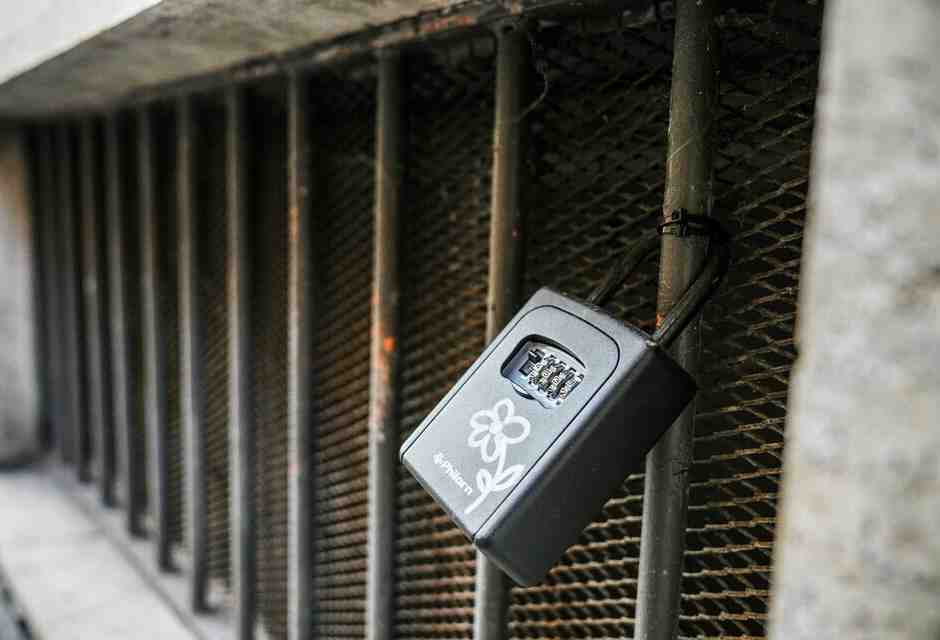 La lotta ad Airbnb in nome della sicurezza è il simbolo di un paese che non vuole crescere