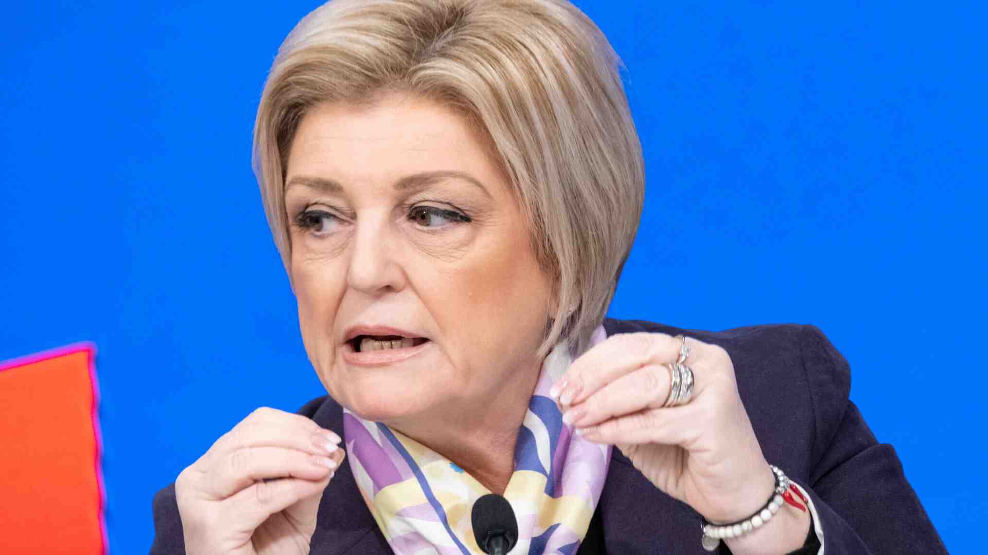 Perché il ministro del Lavoro Calderone non pubblica i dati sull’Assegno di inclusione?