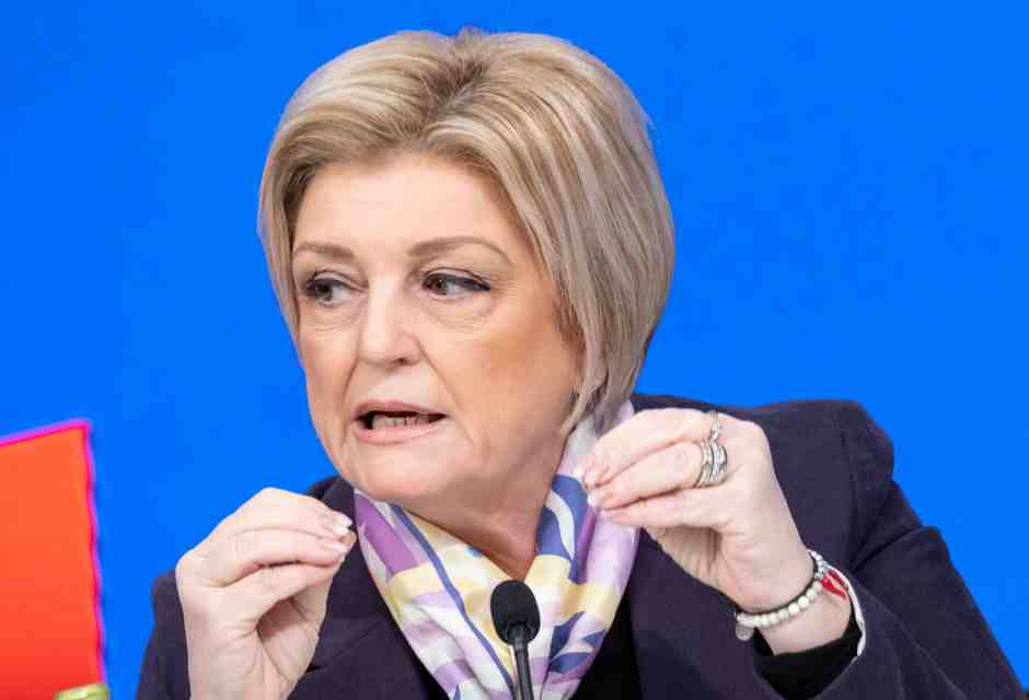 Perché il ministro del Lavoro Calderone non pubblica i dati sull’Assegno di inclusione?