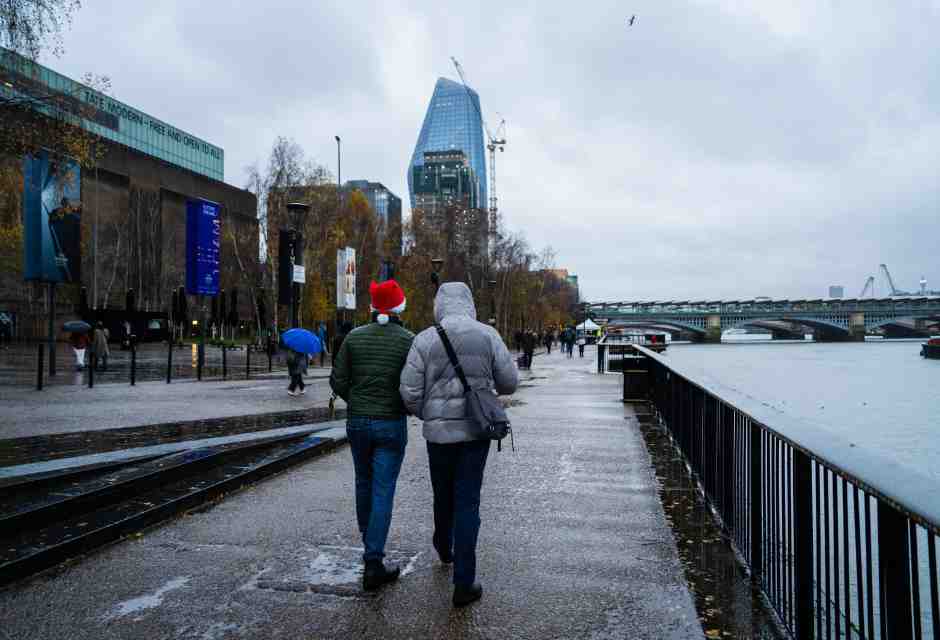 Incontrarsi a Londra, trovare il sesso e ritrovare anche il passato