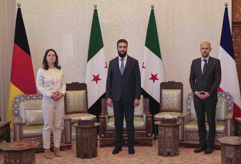 Cosa ci dice una stretta di mano mancata