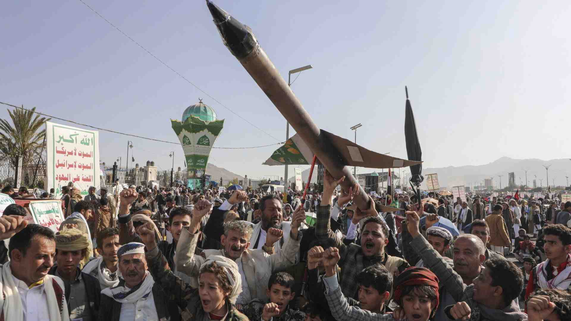 I problemi globali creati dagli houthi