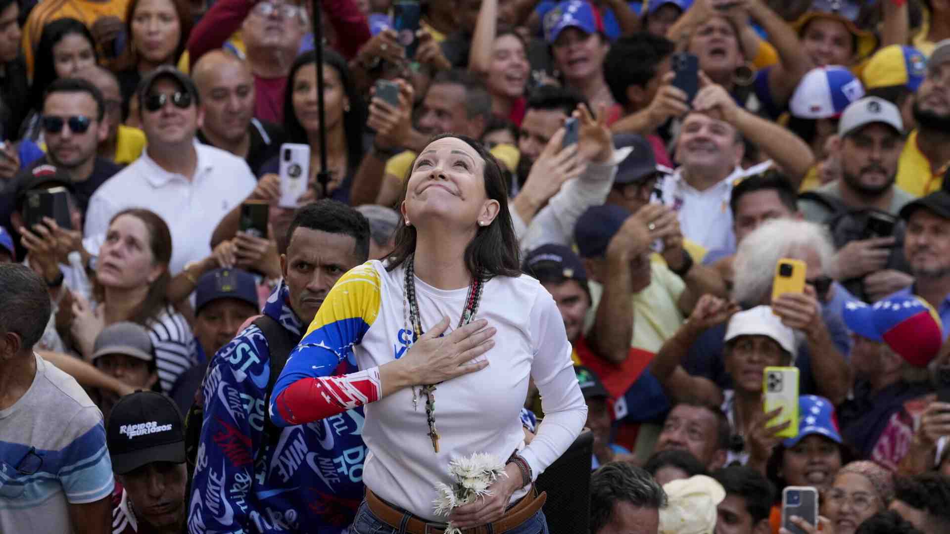 L'arresto lampo di María Corina Machado, nel giorno del "doppio" insediamento in Venezuela