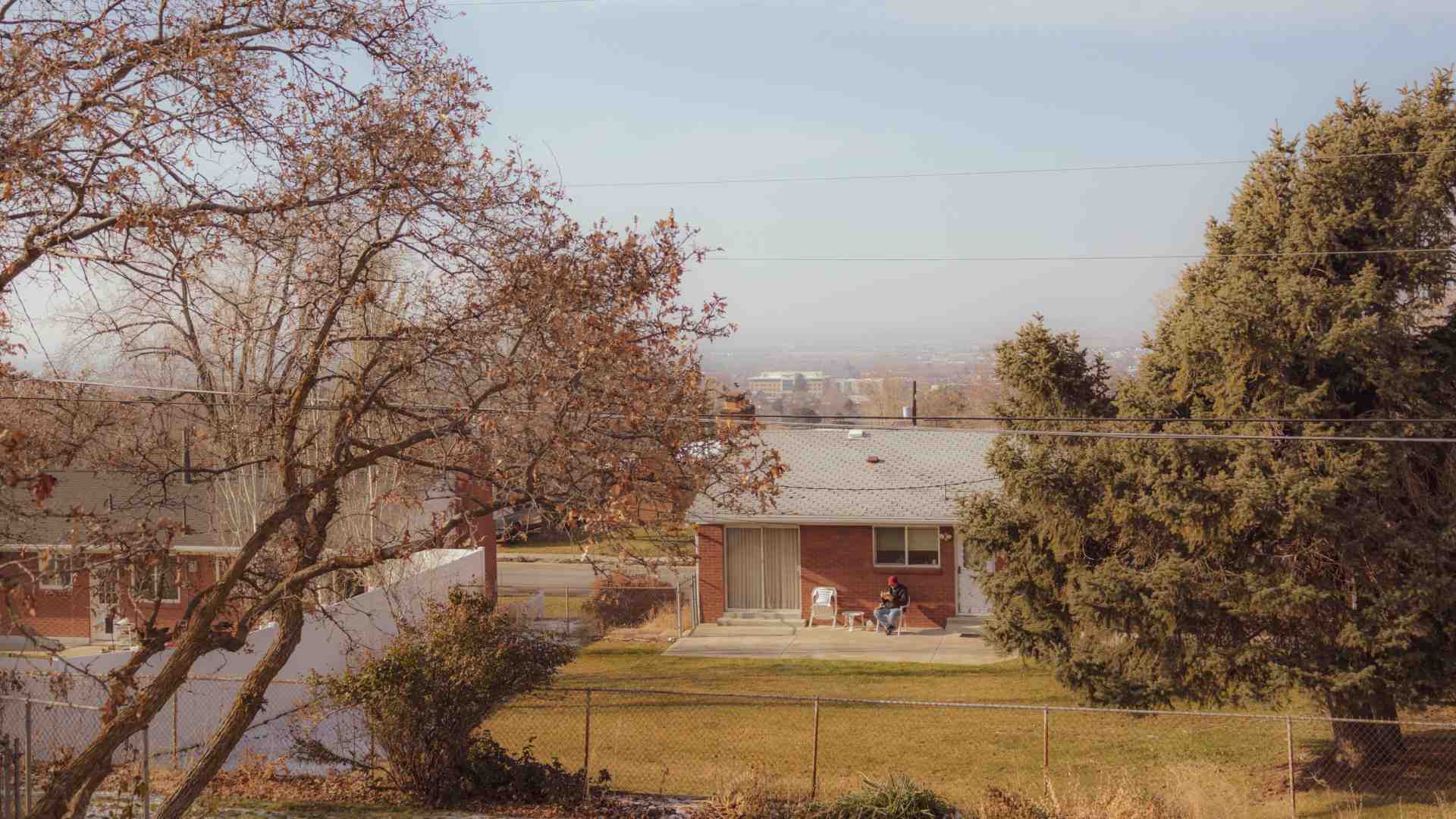 Due famiglie diverse, atomi che si attirano, si respingono e si scombinano