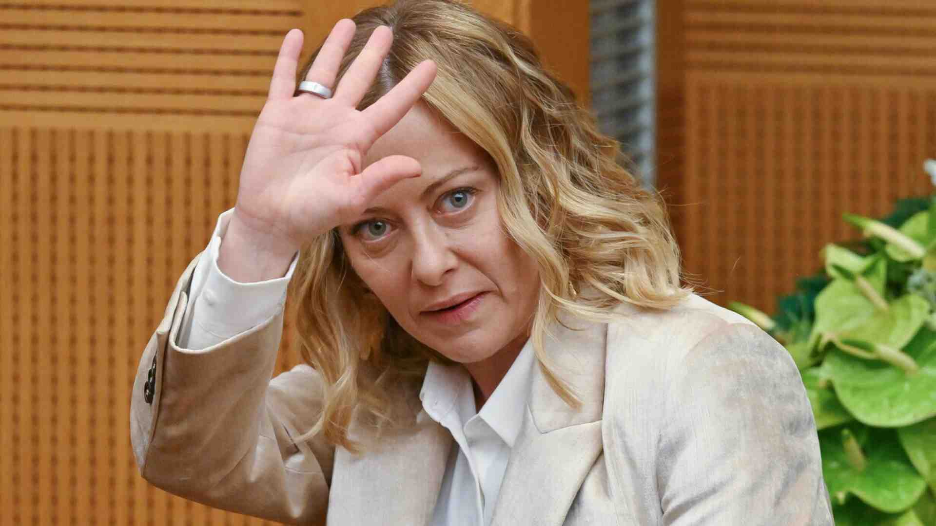 Ita, Tim, spread, privatizzazioni, banche. Il sovranismo di Meloni alla prova della realtà