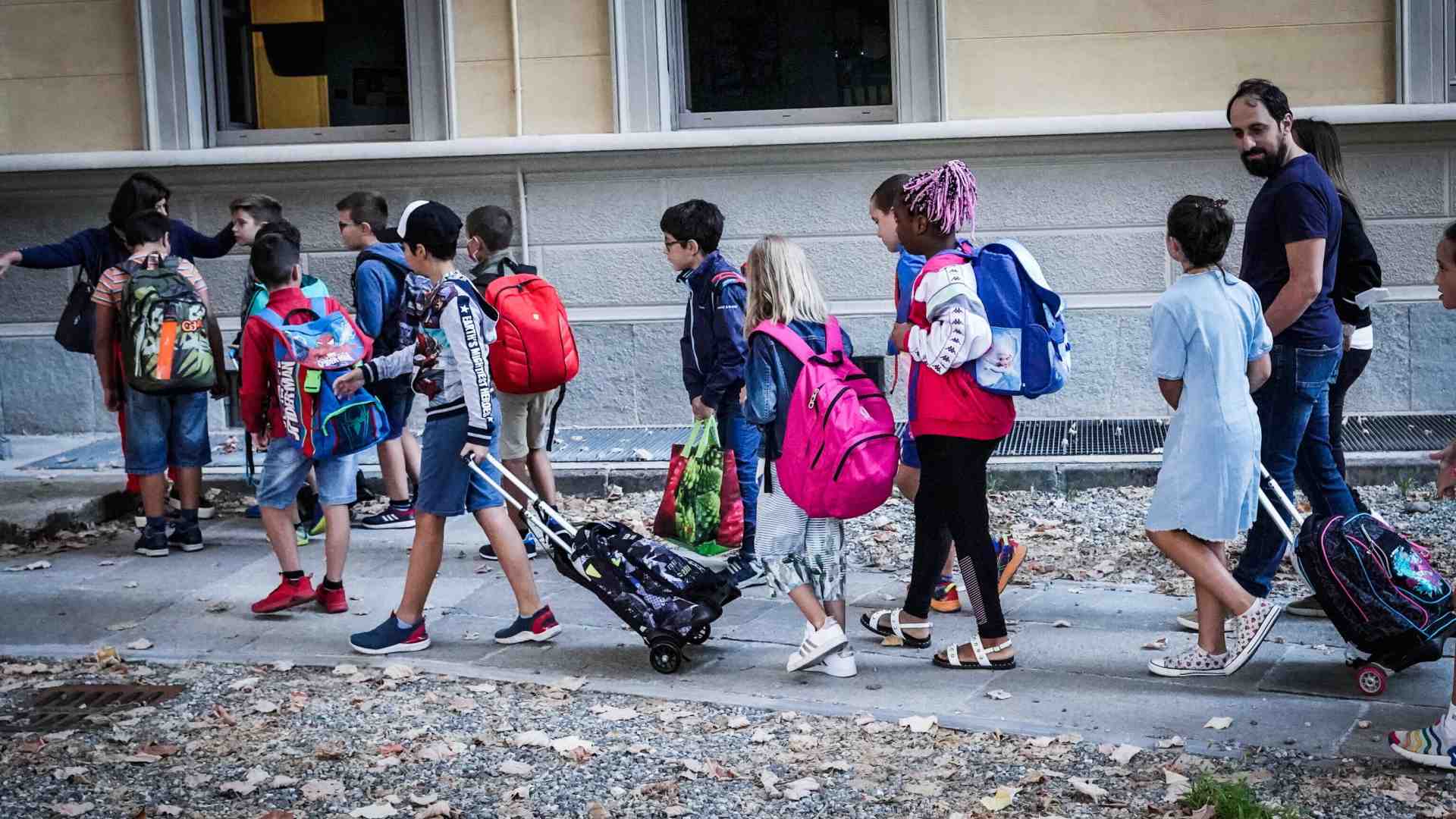 La maestra con la porta aperta. Note sull'assurdo caso di Torino