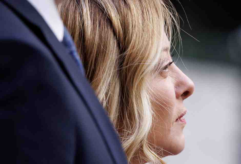 Il metodo Meloni nell’ingarbugliata democrazia liberale classica