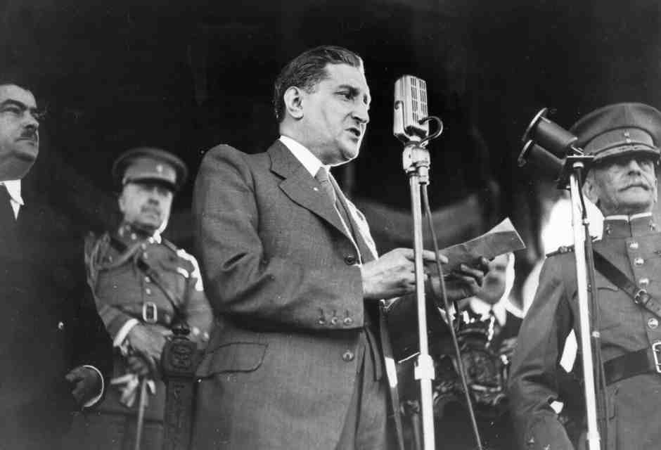 Mentre noi parliamo tanto di M, in Portogallo non c'è traccia di Salazar