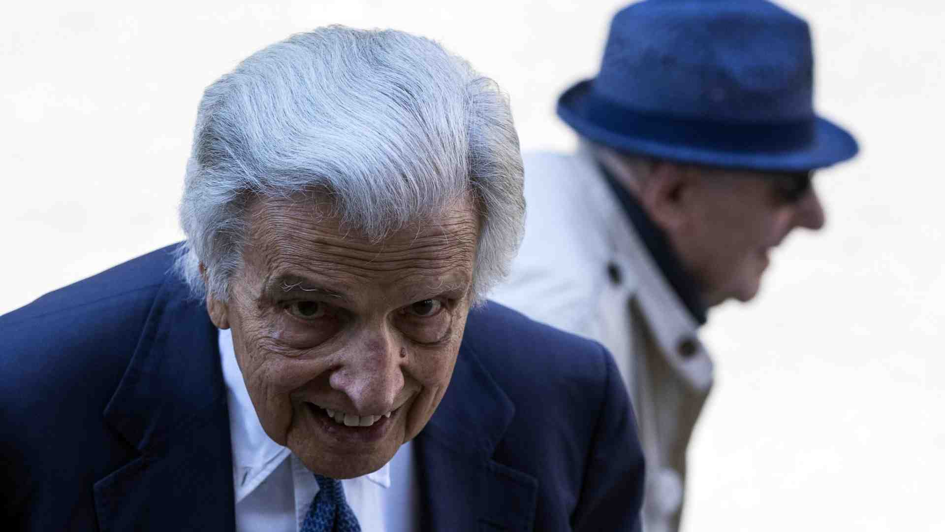 L'ultimo radical chic. Vita, opere e aneddotica di Furio Colombo