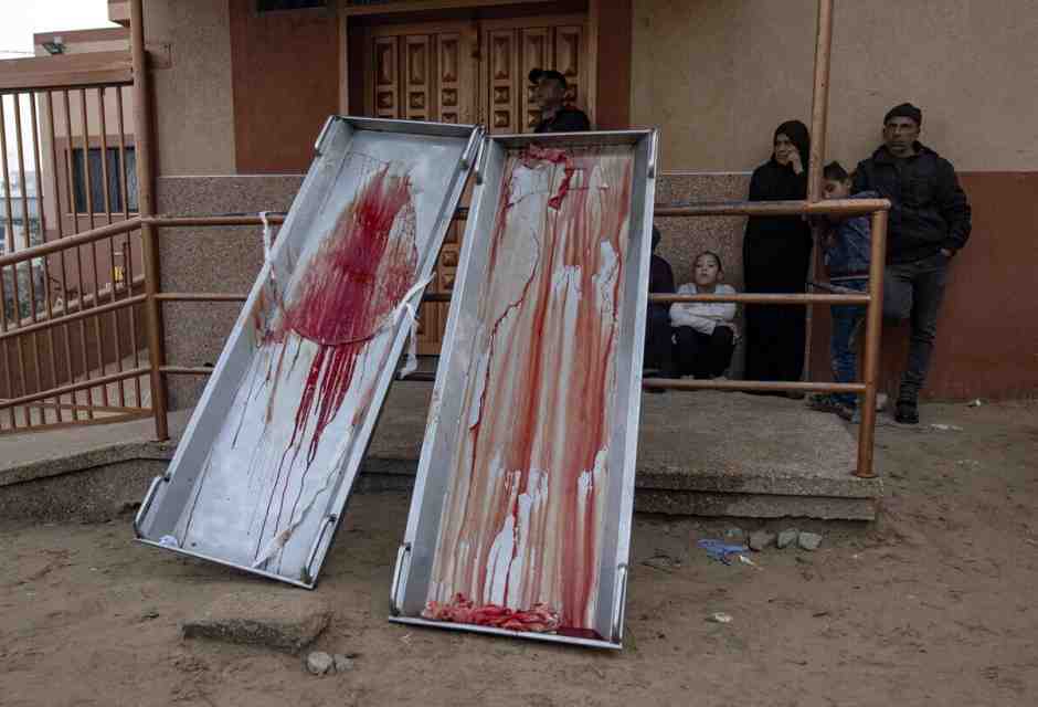 Il cessate il fuoco non è mai "da questo momento esatto". A qualche morto in più non si rinuncia