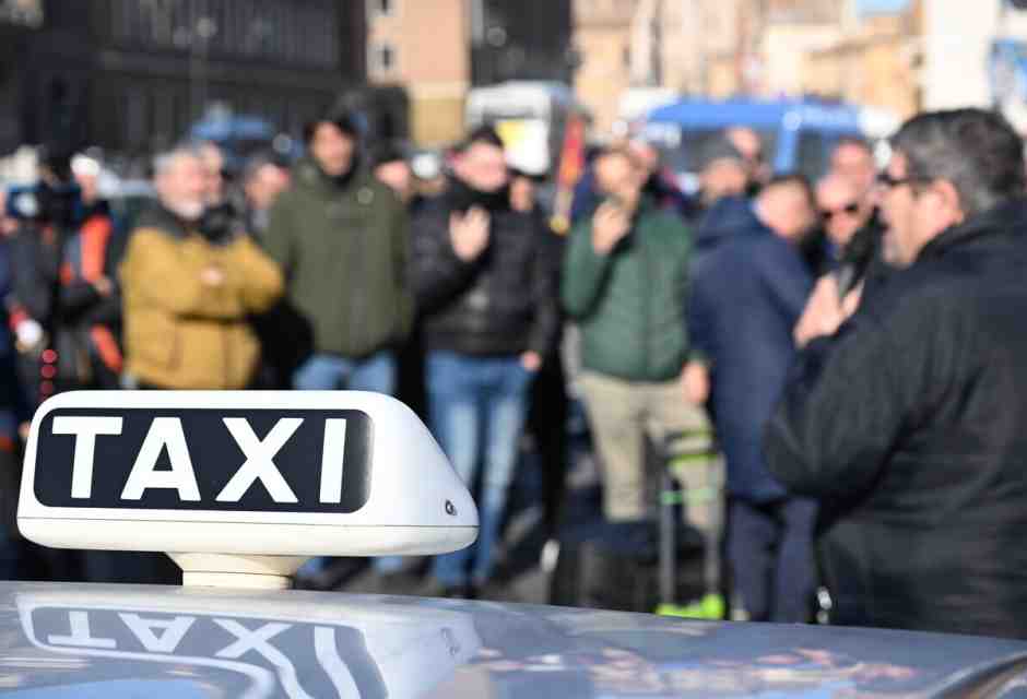 Il Tar del Lazio indica una svolta per non essere più ostaggi dei taxi