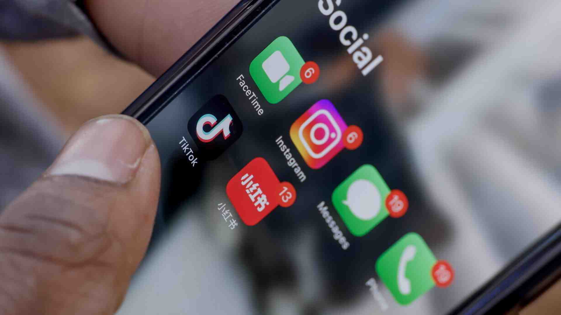 Meta lancia la nuova app Edits mentre Tiktok si prepara a tornare online negli Stati Uniti