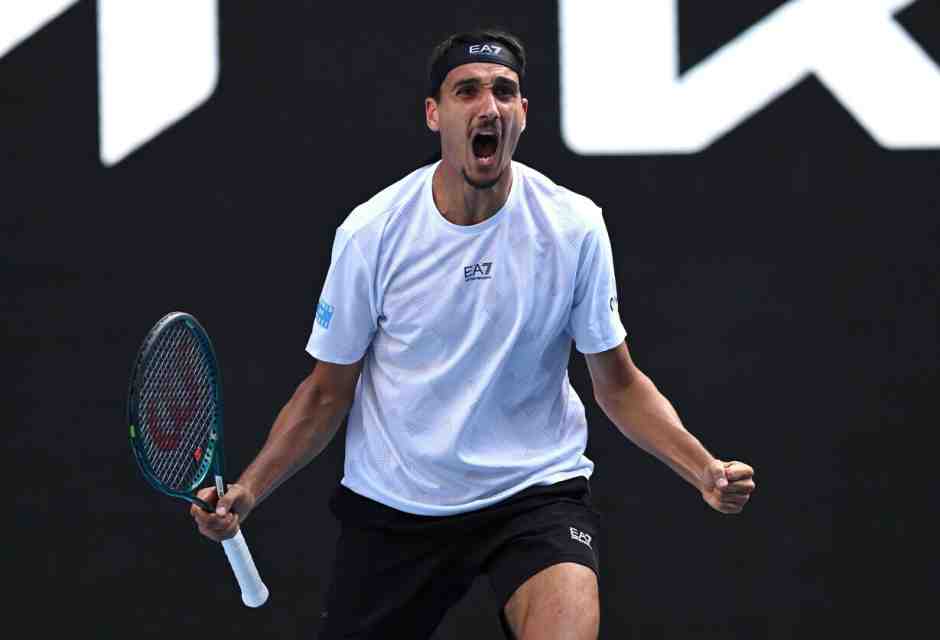 Sinner malandato ma vincente, Sonego sempre più icona pop: la resistenza del tennis italiano agli Australian Open