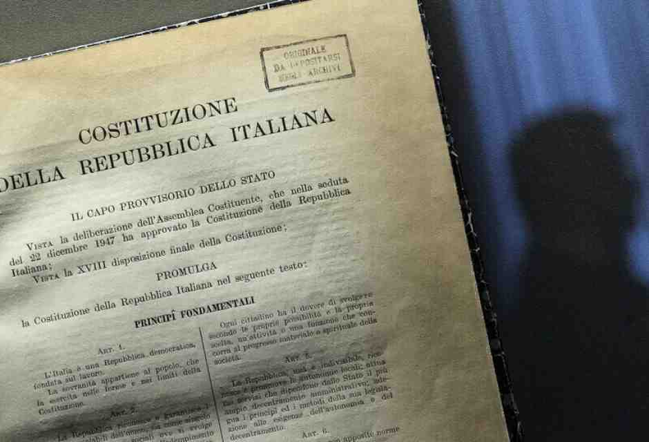 Dopo ambiente, sport e animali, i partiti vogliono inserire in Costituzione anche le vittime dei reati