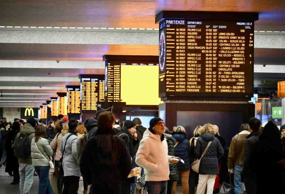 Oltre i complotti e Salvini. I problemi dei treni, spiegati con Rfi