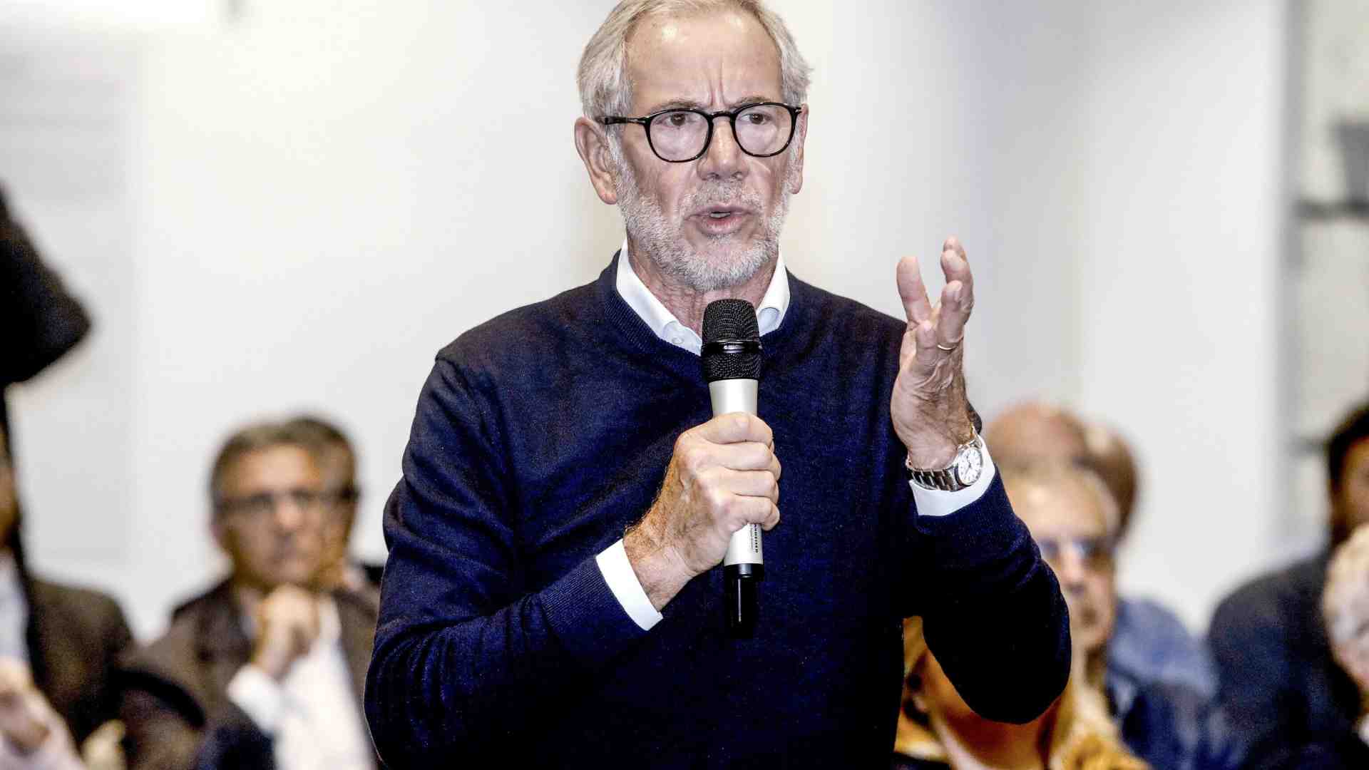 Bertolaso contro la Lega sull'Oms: "Uscire? Assolutamente sbagliato"