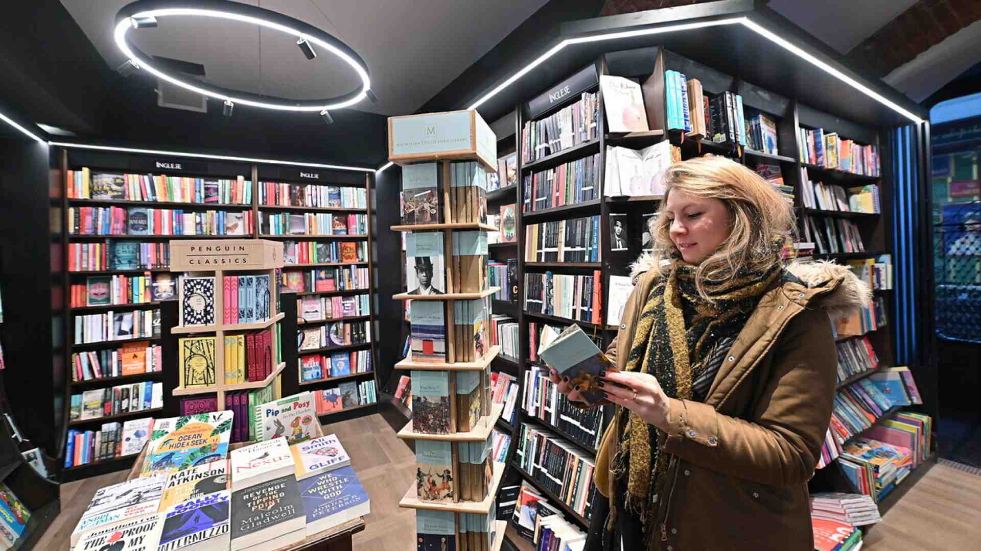 La smania di esprimersi gratis fa male al ruolo e al portafoglio degli scrittori