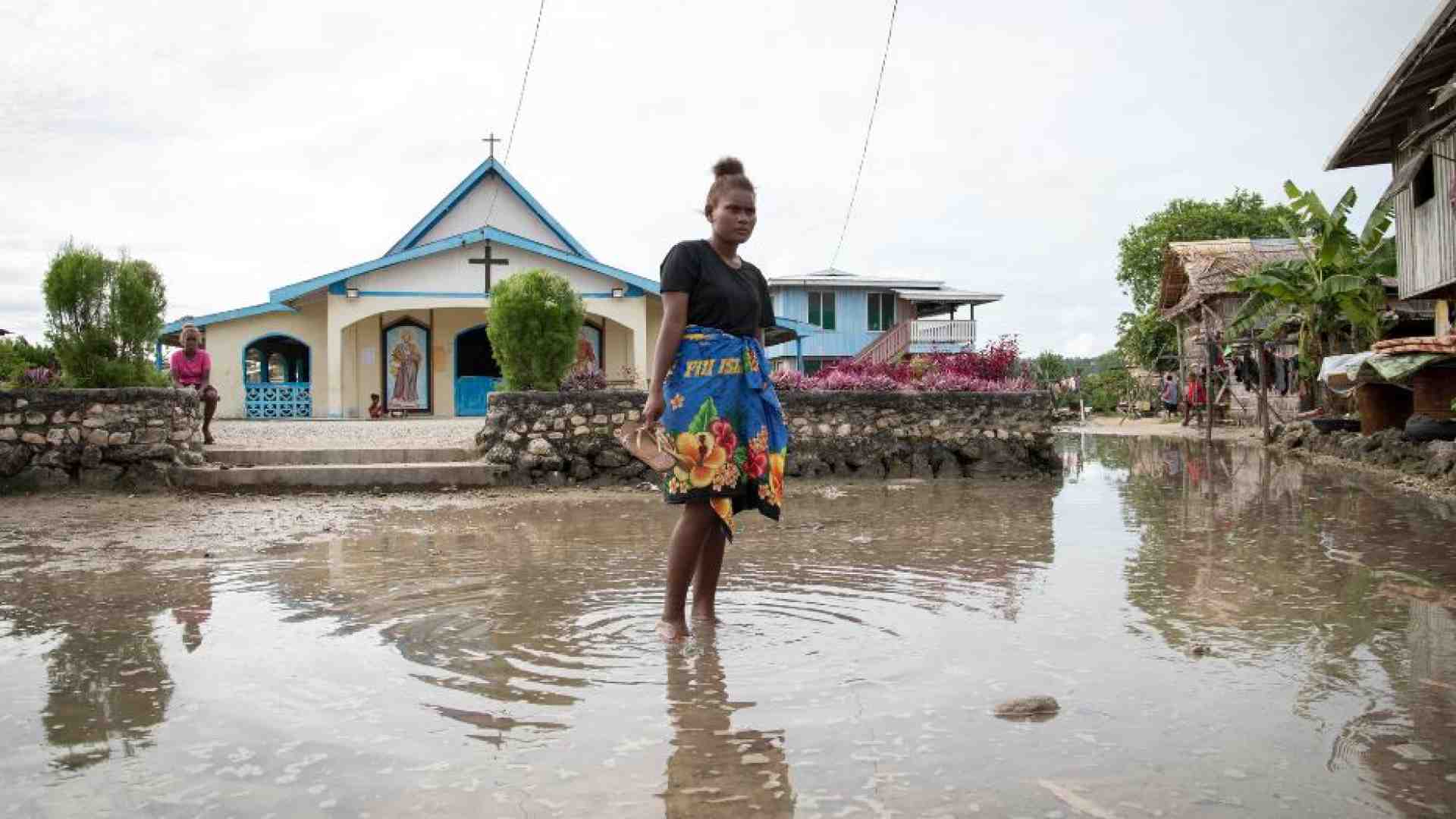 Il clima estremo ha lasciato senza scuola 240 milioni di bambini