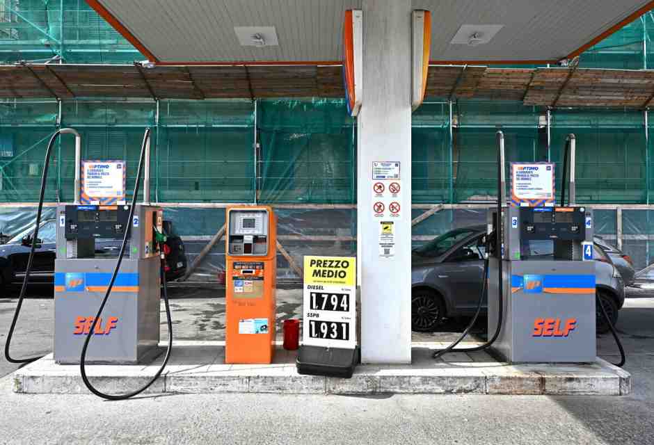 Sì del Senato all'aumento delle accise del gasolio