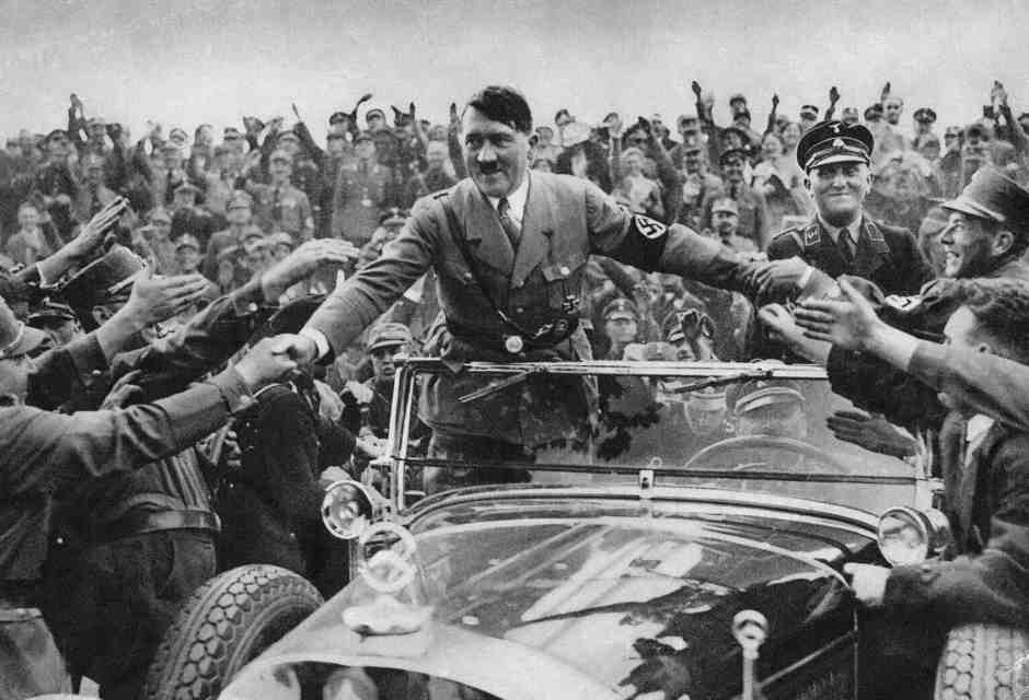 Smantellare una democrazia in 1 mese, 3 settimane, 2 giorni, 8 ore e 40 minuti: Hitler nel 1933