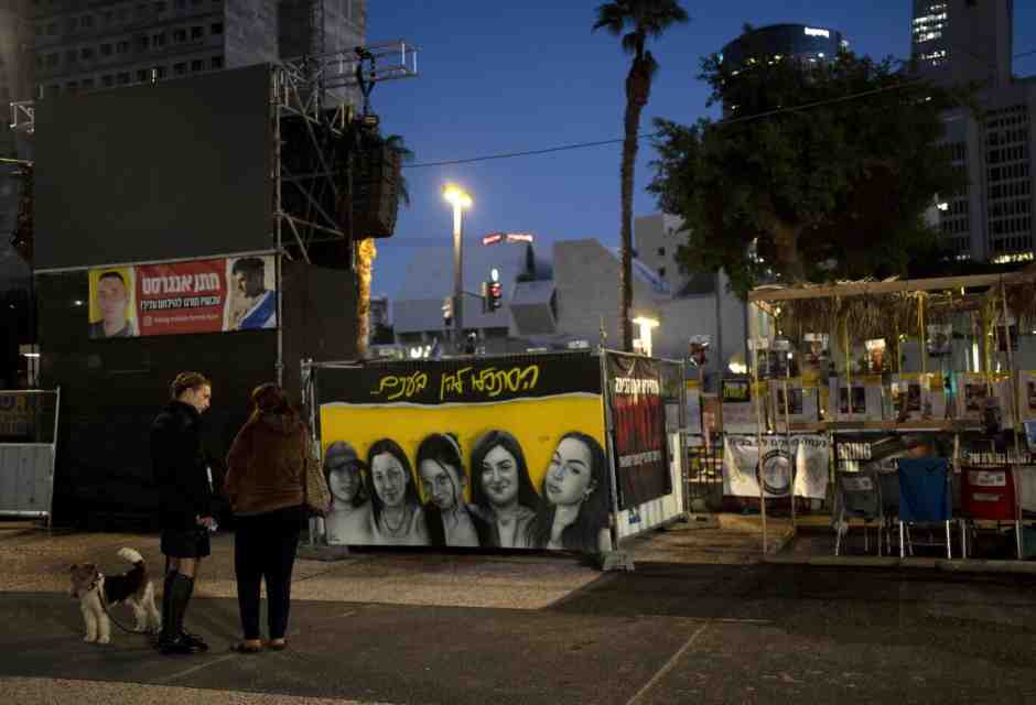 Hamas libera le soldatesse israeliane che avevano previsto il 7 ottobre