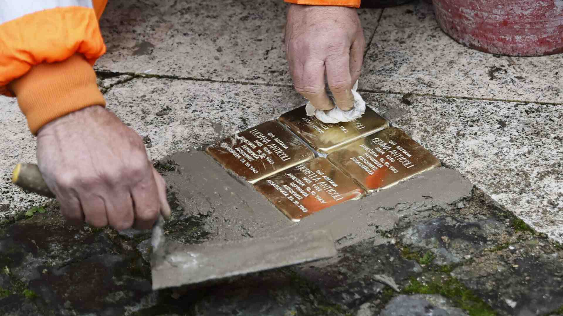 Nutrirsi della memoria in questa realtà capovolta