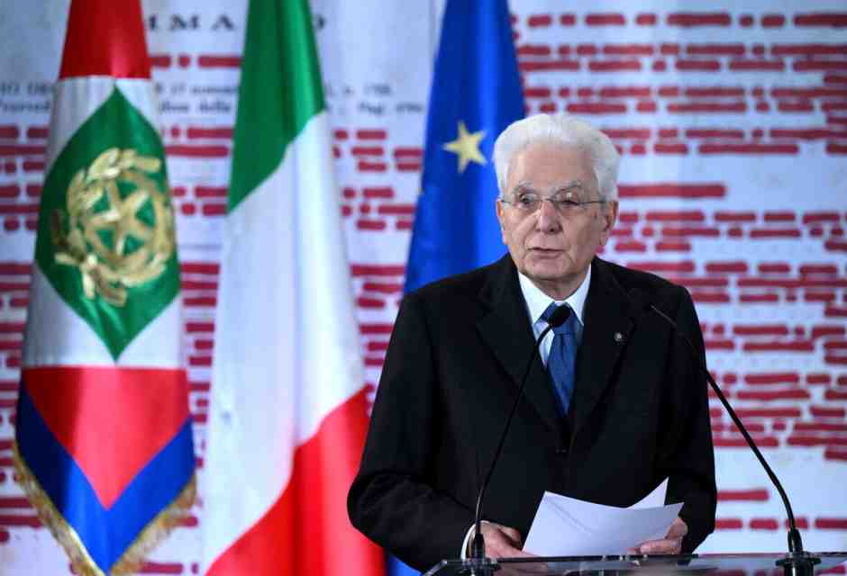 Mattarella: “Respingiamo l'antisemitismo. Ci sia vigilanza attiva dalle forze politiche”