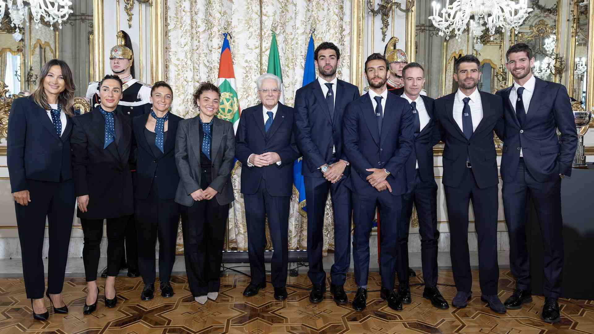 Ora lasciate in pace Sinner, che non ha bisogno di pacche sulle spalle