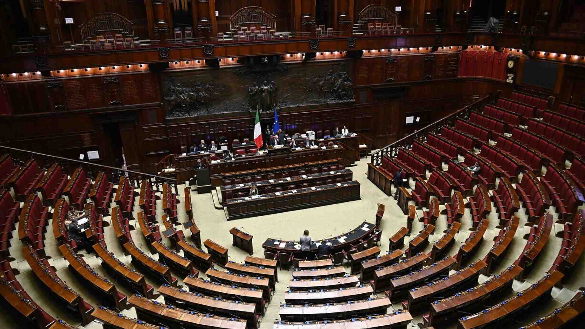 Parlamento in tilt sul caso Almasri: salta la seduta per eleggere i giudici della Consulta
