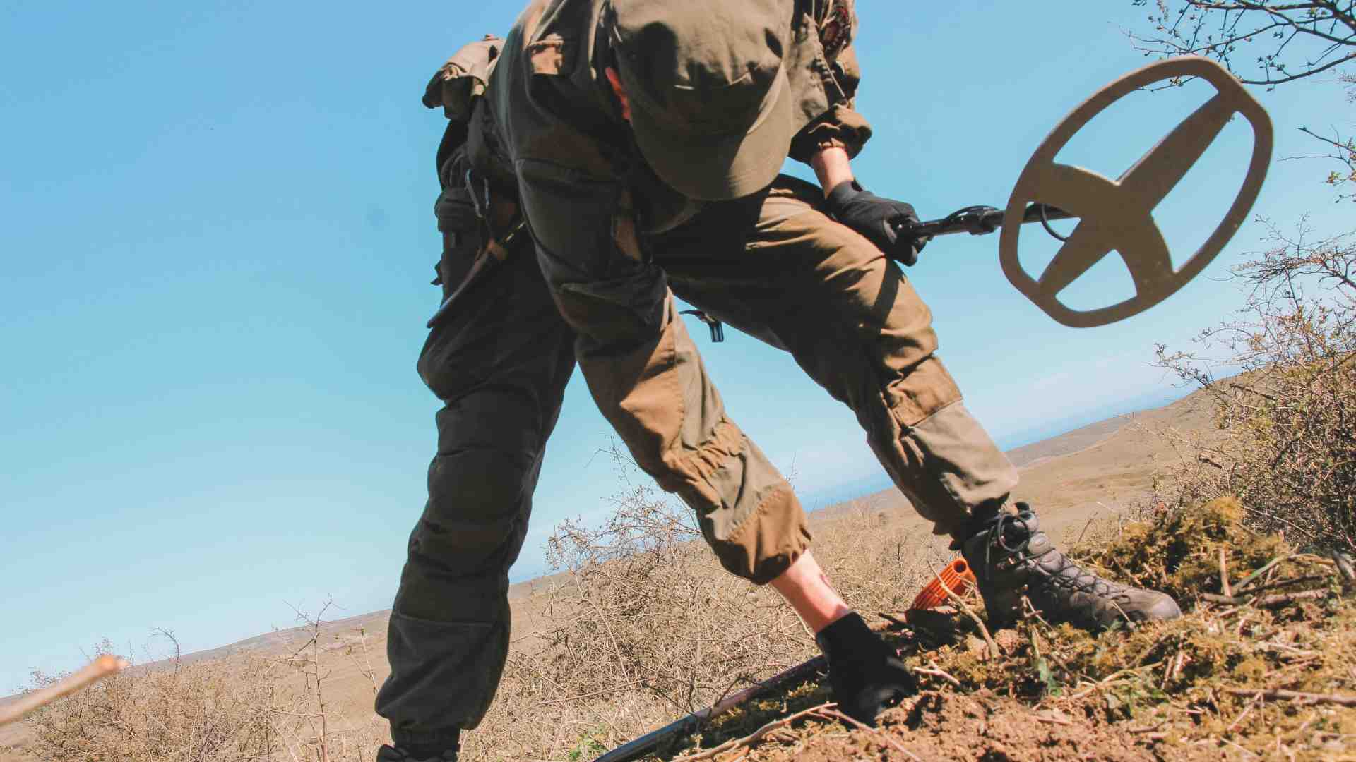 Noi vecchi tombaroli contro i nuovi tombaroli