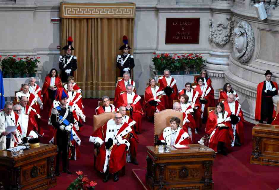 Le ragioni che hanno portato alla perdita di credibilità dei magistrati spiegate da due magistrati doc