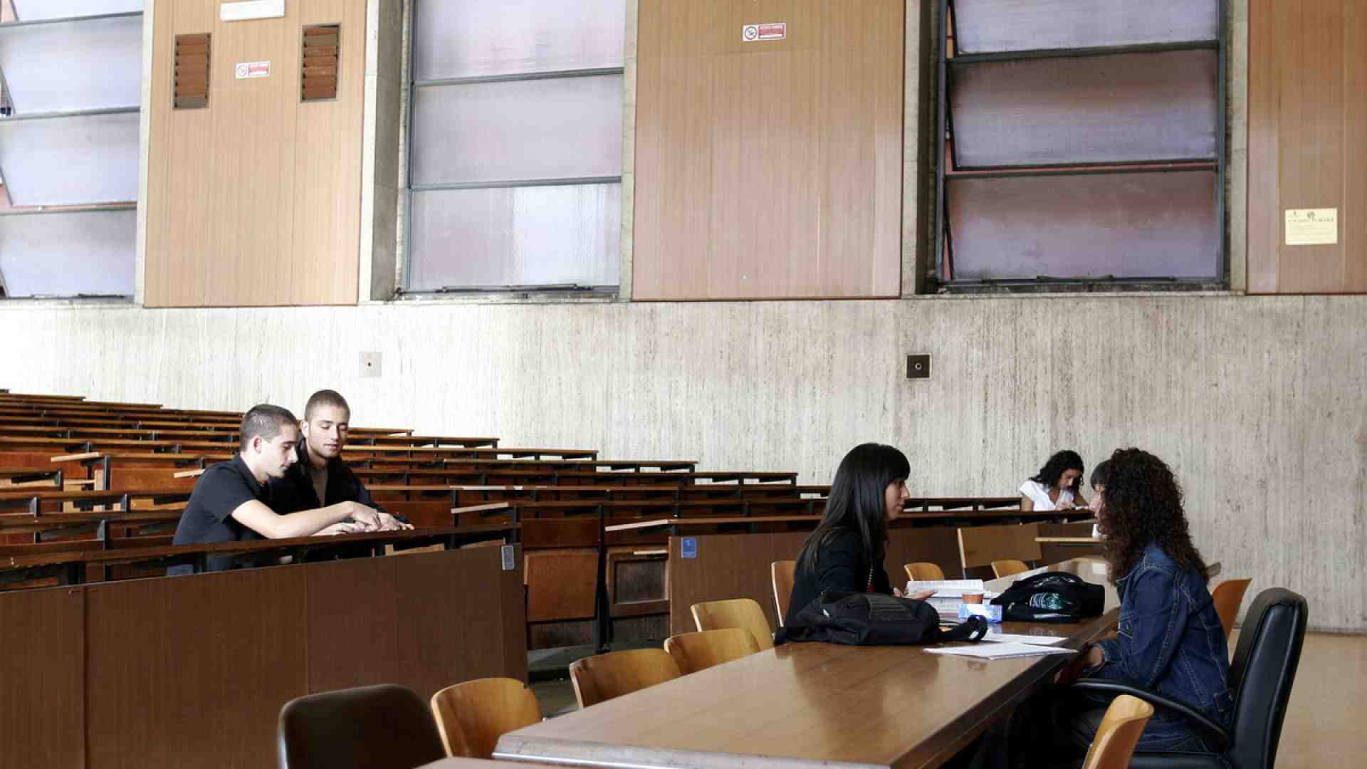 L’università è in declino perché a essere in crisi è l’idea di uomo. Un libro