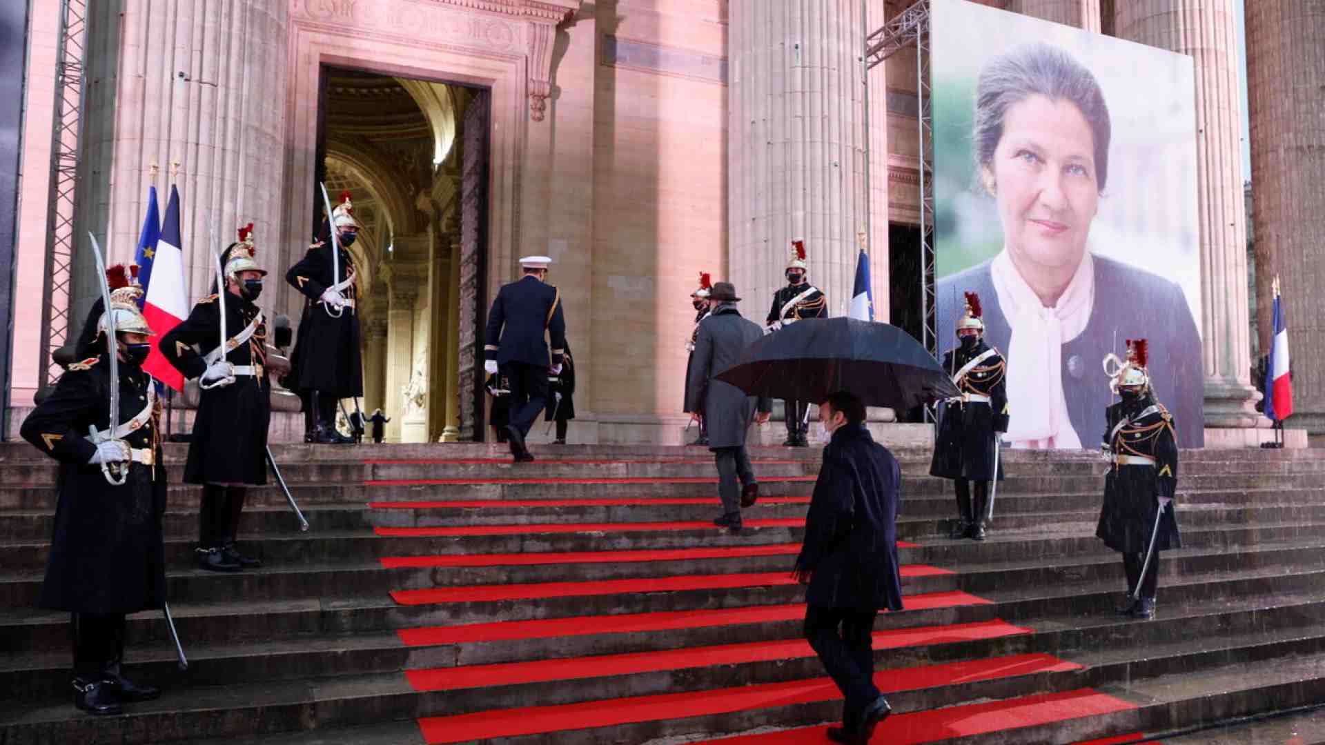 Simone Veil, la donna del secolo, da Auschwitz all’Europa. Contro i totalitarismi