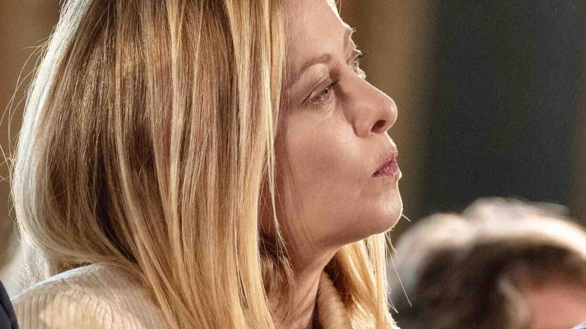 Quella battuta di D'Alema su Berlusconi che rischia di valere per Meloni