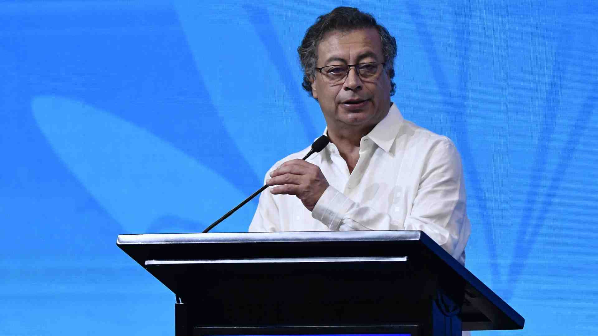 Dopo la guerra delle 6 ore con Trump, la presidenza colombiana è in palio