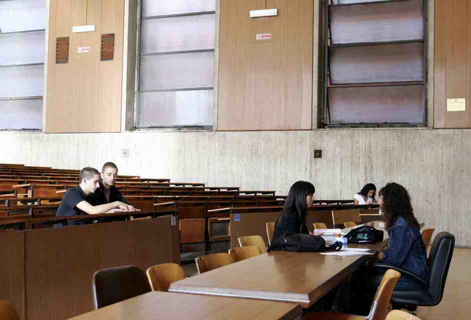 L’università è in declino perché a essere in crisi è l’idea di uomo. Un libro