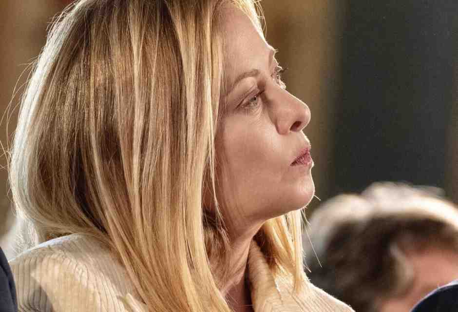 Quella battuta di D'Alema su Berlusconi che rischia di valere per Meloni